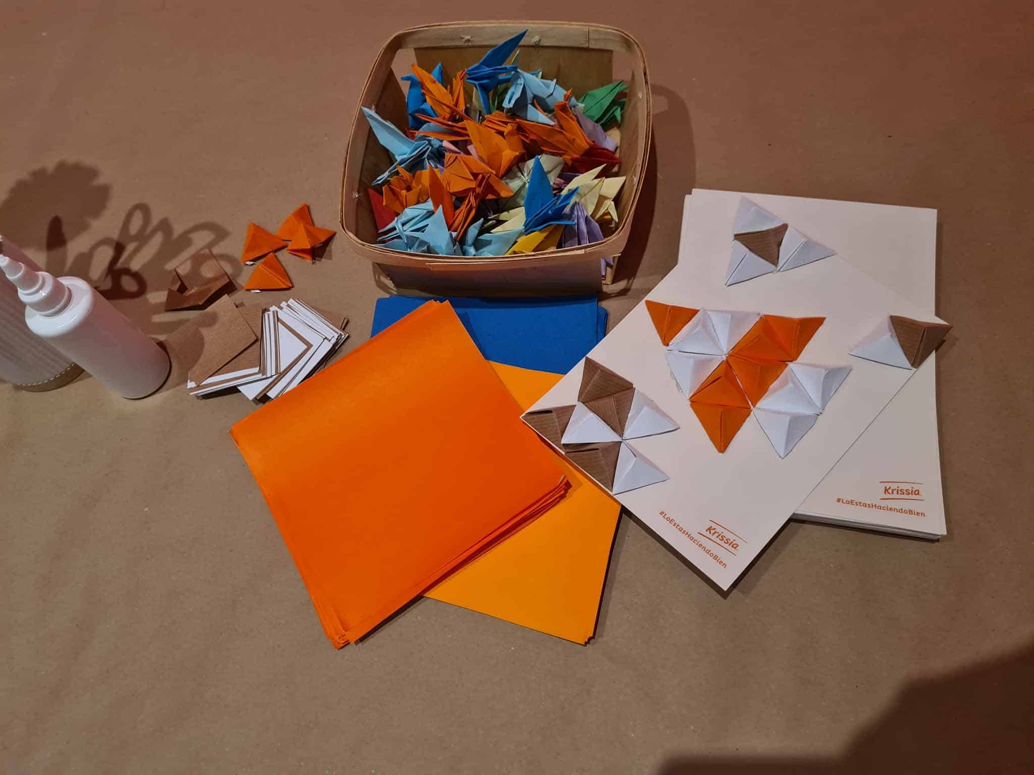 Taller de origami con figuras geométricas