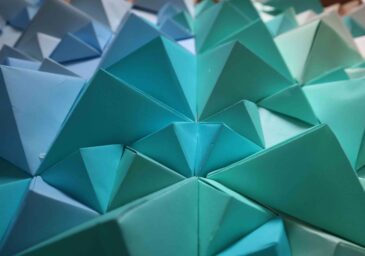 Macarelleta_entre_las_ramas_arte_en_pape